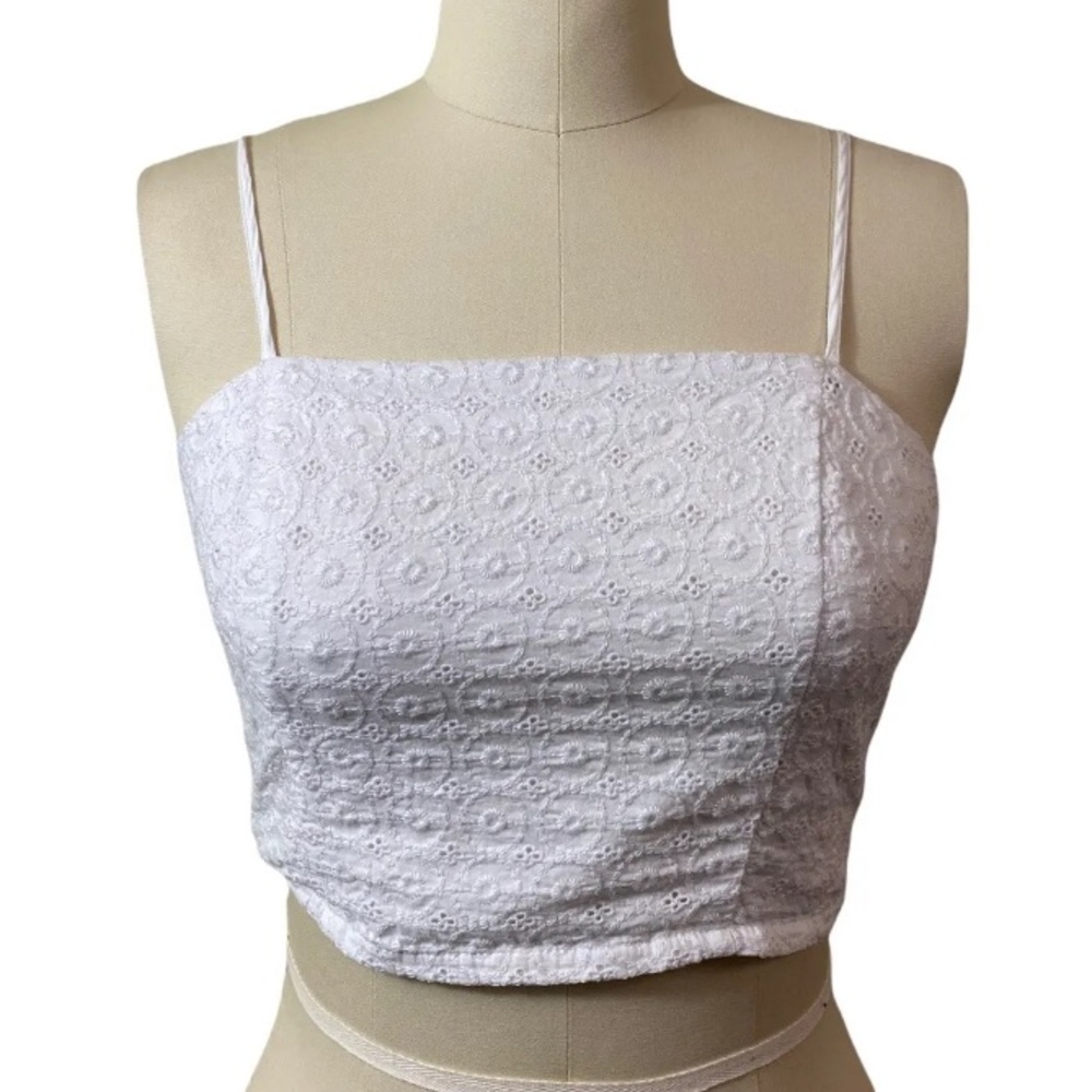Aeropostale Womens Crop Top White Eyelet Cotton Adustable Straps Elastic size L